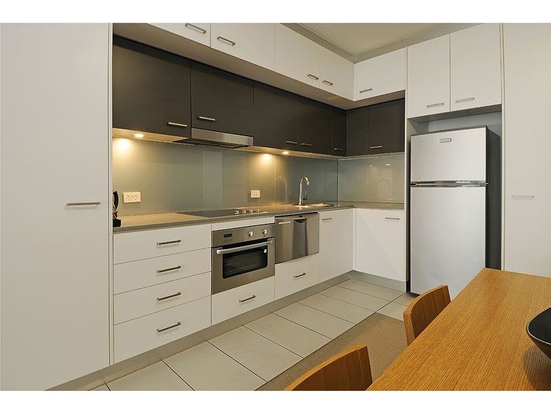 30/89 Lambert Street, Kangaroo Point QLD 4169