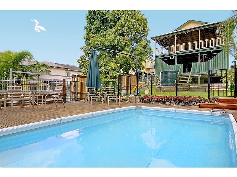 62 Boundary Road, Bardon QLD 4065