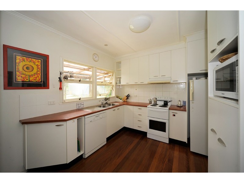 20 Broadland Street, The Gap QLD 4061