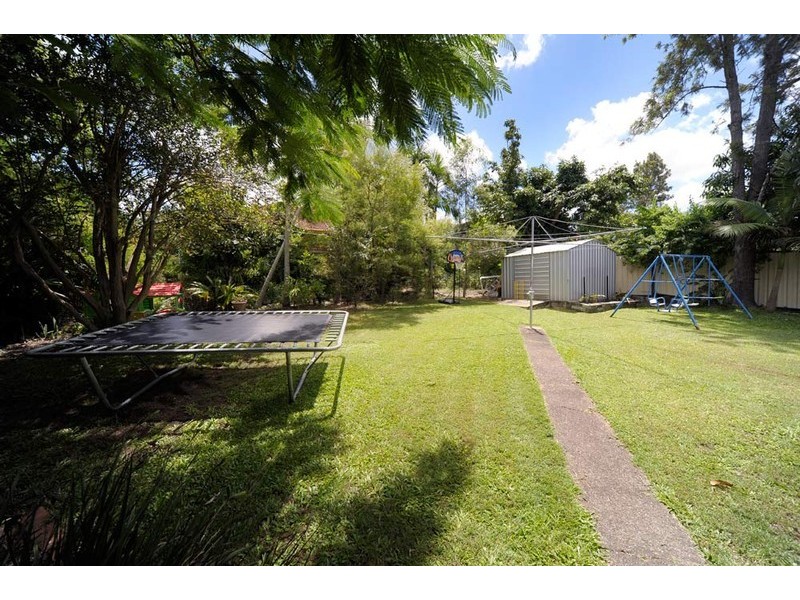 20 Broadland Street, The Gap QLD 4061