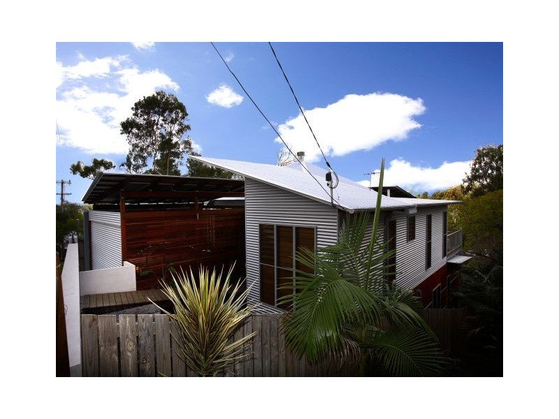 10 Vista Street, Bardon QLD 4065