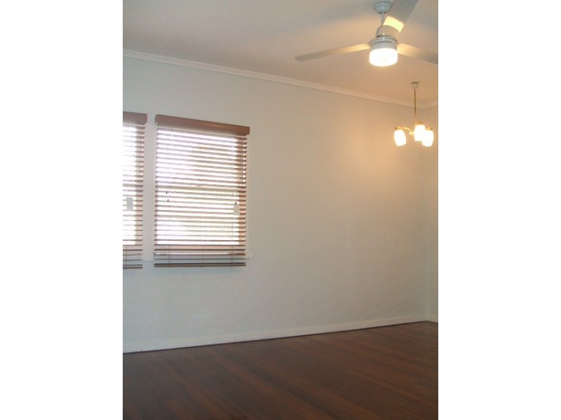 21 Kamber Street, Bardon QLD 4065