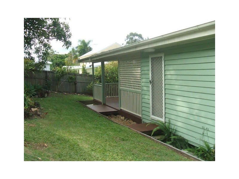 21 Kamber Street, Bardon QLD 4065