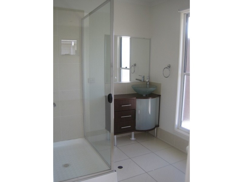 2/12 Mordant Street, Ascot QLD 4007