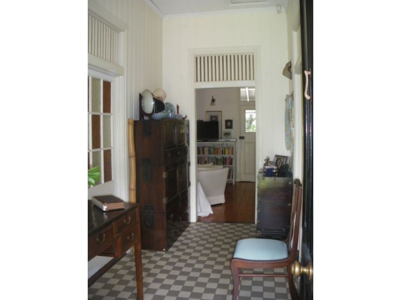 28 Arthur Terrace, Red Hill QLD 4059