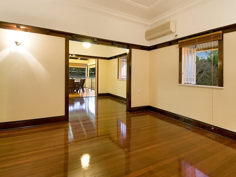 102 Moola Road, Ashgrove QLD 4060