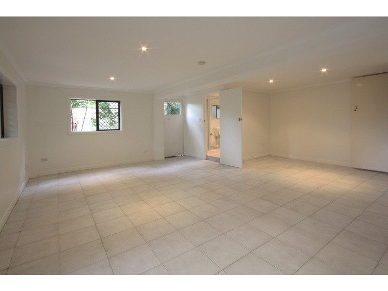 33 Kadina Street, The Gap QLD 4061