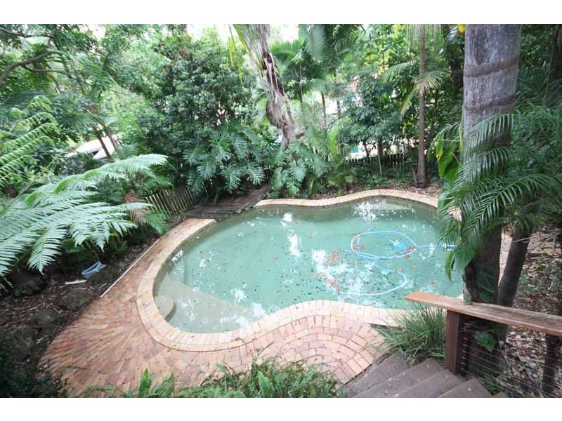 33 Kadina Street, The Gap QLD 4061