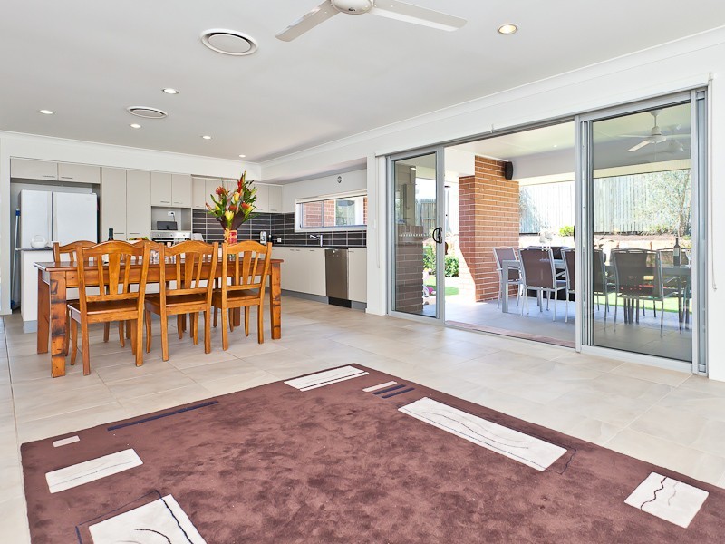 11 Jarrah Street, Moggill QLD 4070