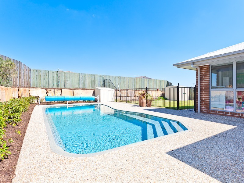 11 Jarrah Street, Moggill QLD 4070