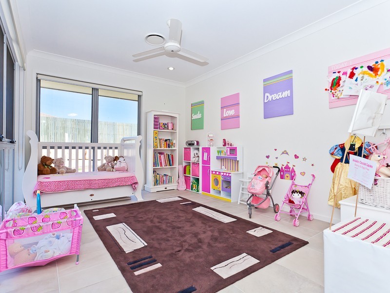 11 Jarrah Street, Moggill QLD 4070