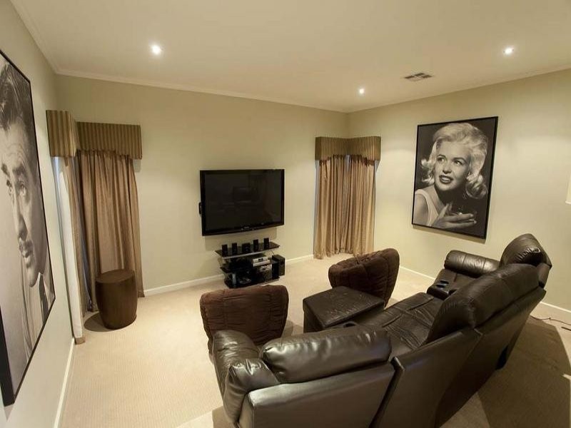 3 Palmer Place, Sinnamon Park QLD 4073