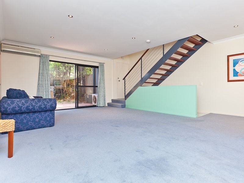 2/217 Baroona Road, Paddington QLD 4064