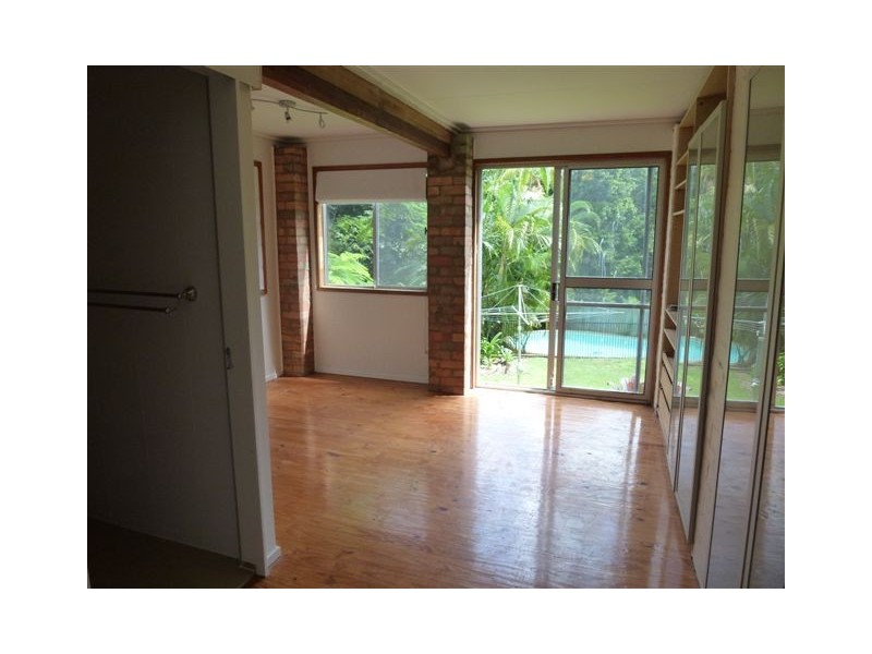 89 Simpsons Road, Bardon QLD 4065