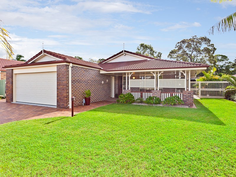 9 Coolabah Crescent, Bridgeman Downs QLD 4035