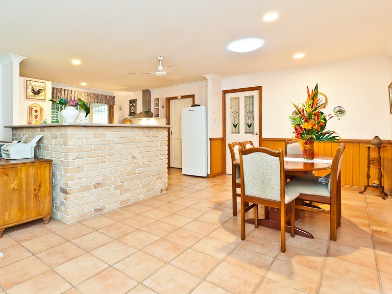 9 Coolabah Crescent, Bridgeman Downs QLD 4035