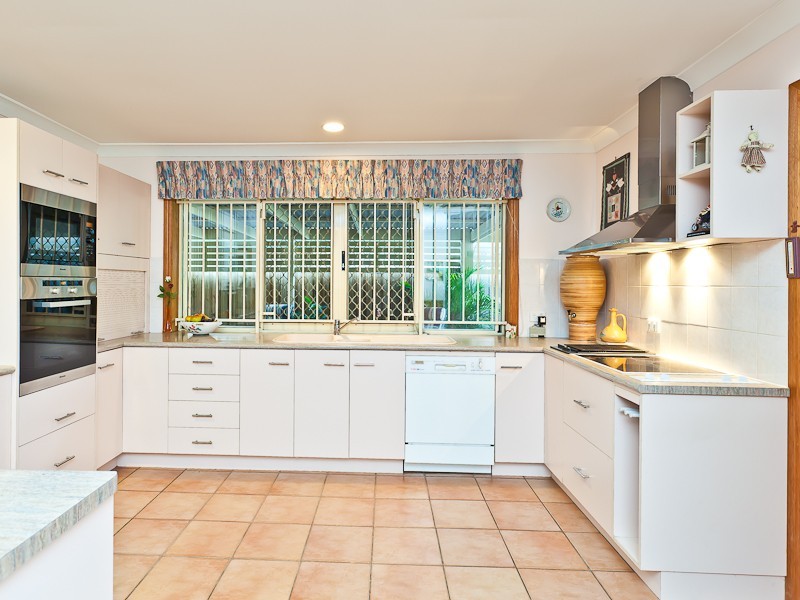 9 Coolabah Crescent, Bridgeman Downs QLD 4035