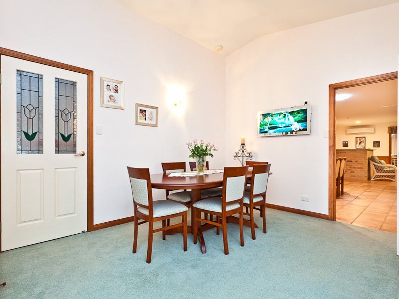 9 Coolabah Crescent, Bridgeman Downs QLD 4035