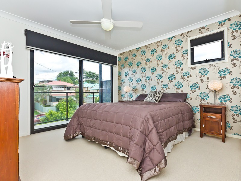 17 Garden Terrace, Newmarket QLD 4051