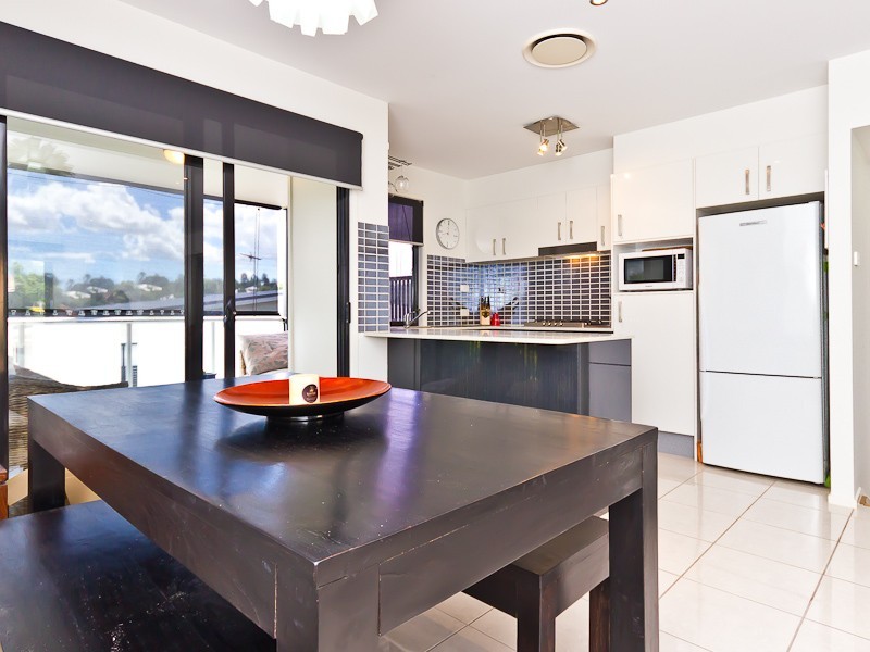 17 Garden Terrace, Newmarket QLD 4051