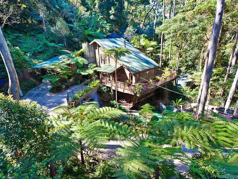 2154 Mt Glorious Road, Mount Glorious QLD 4520