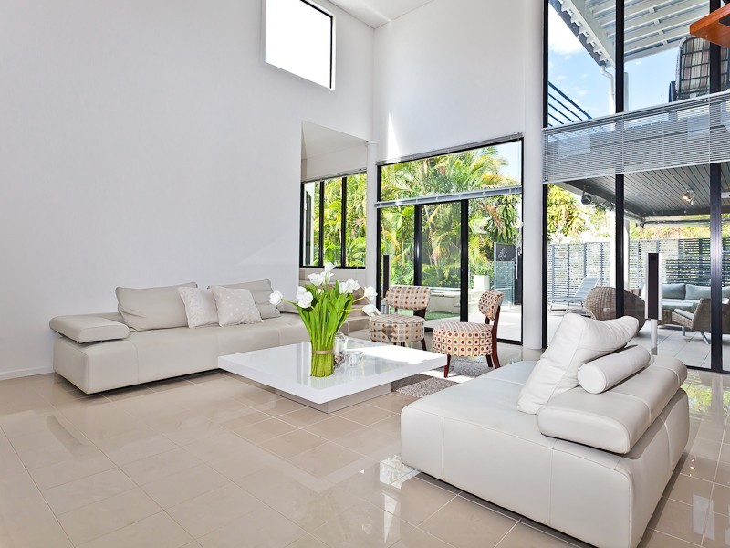 7 Glin Avenue, Newmarket QLD 4051