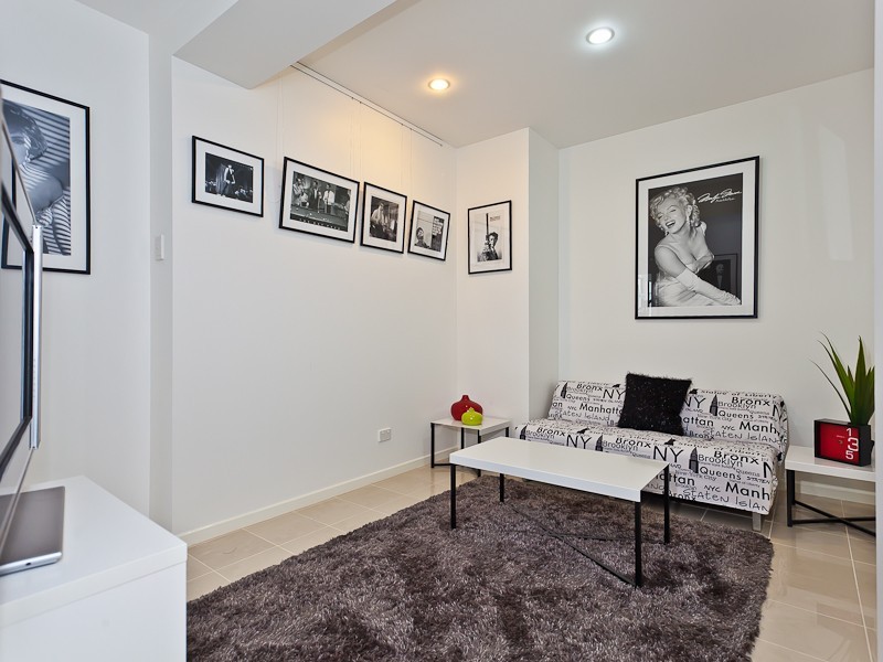 7 Glin Avenue, Newmarket QLD 4051