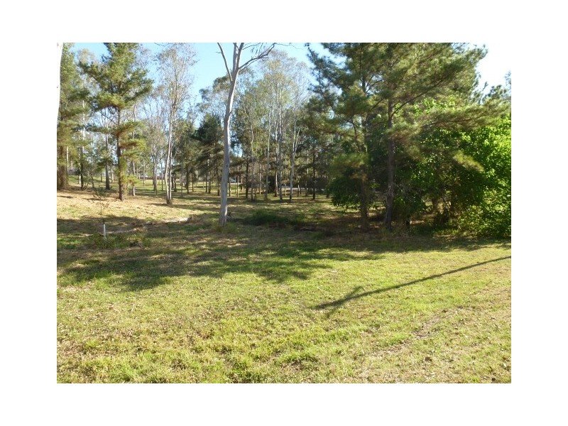 5 Winrock Street, Brookfield QLD 4069