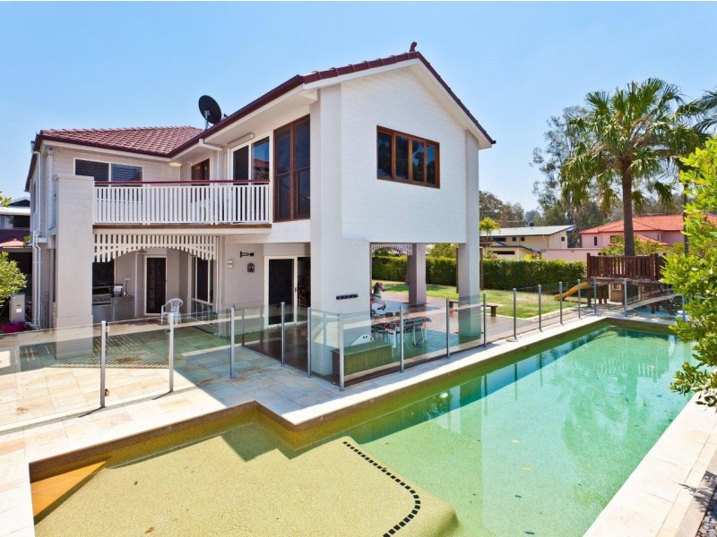 2 Samuel Place, Sinnamon Park QLD 4073