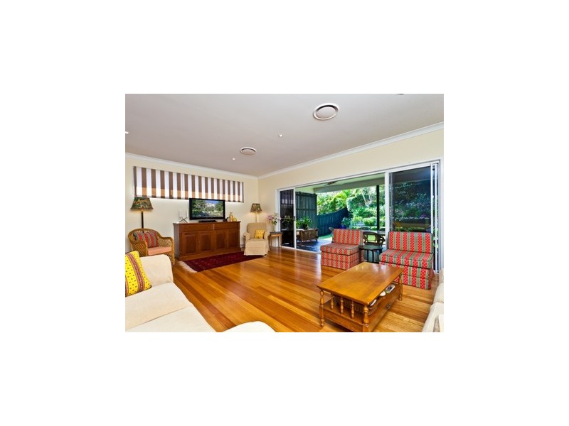43 Hepworth Street, Chapel Hill QLD 4069