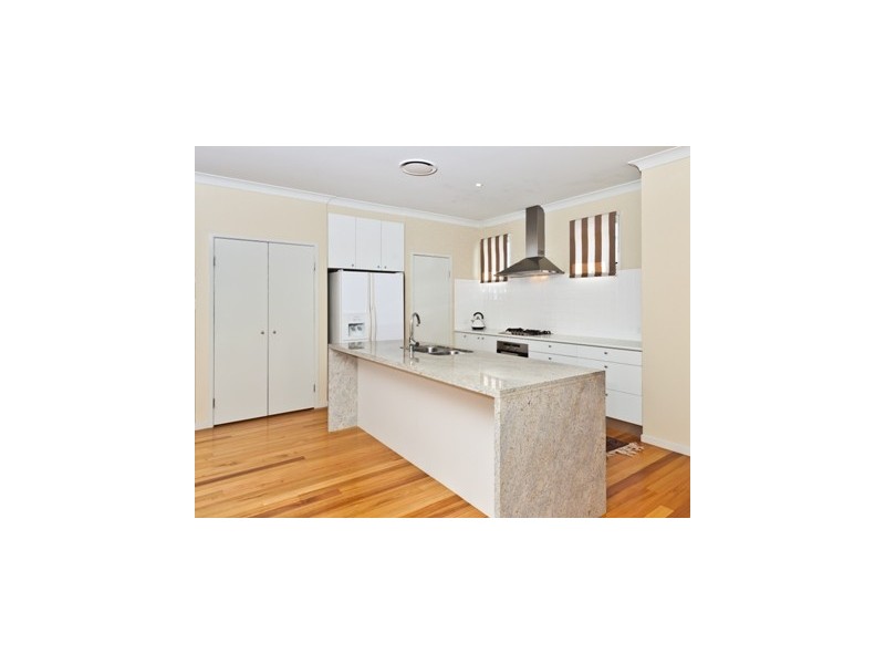 43 Hepworth Street, Chapel Hill QLD 4069