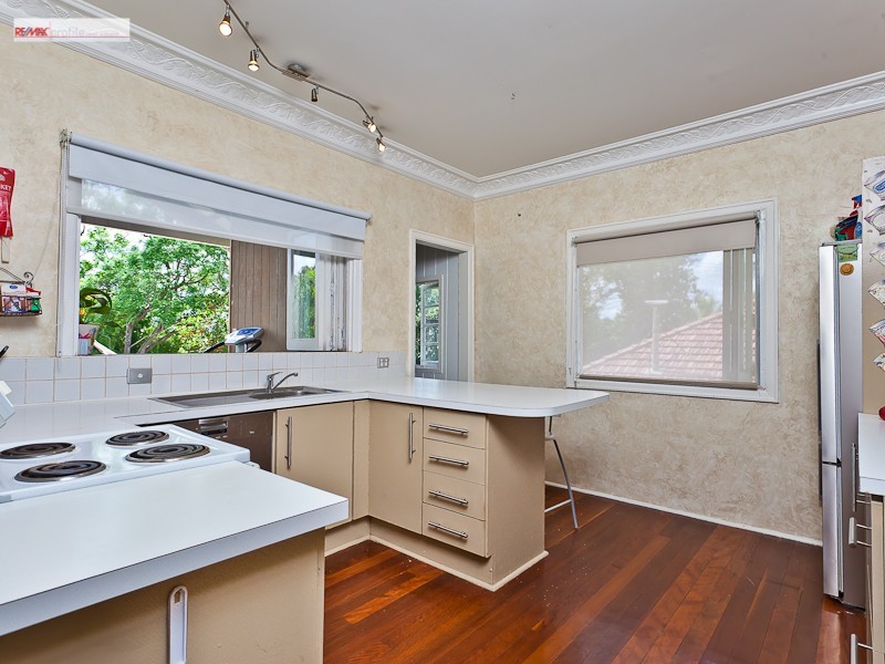 185 Taringa Parade, Taringa QLD 4068