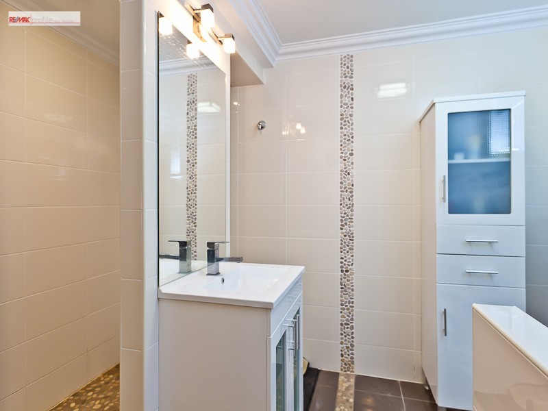 185 Taringa Parade, Taringa QLD 4068