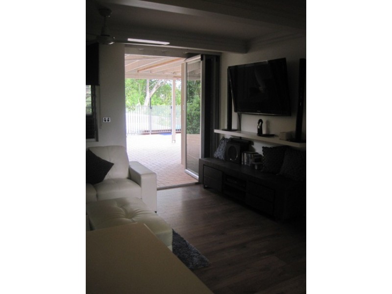 185 Taringa Parade, Taringa QLD 4068