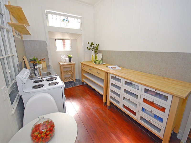 108 Bradley Street, Spring Hill QLD 4000