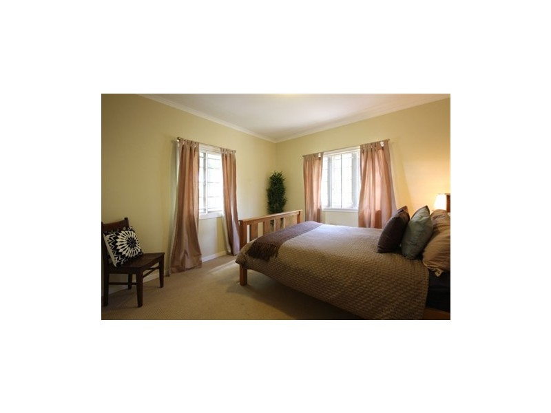 32 Gardiner Street, Alderley QLD 4051