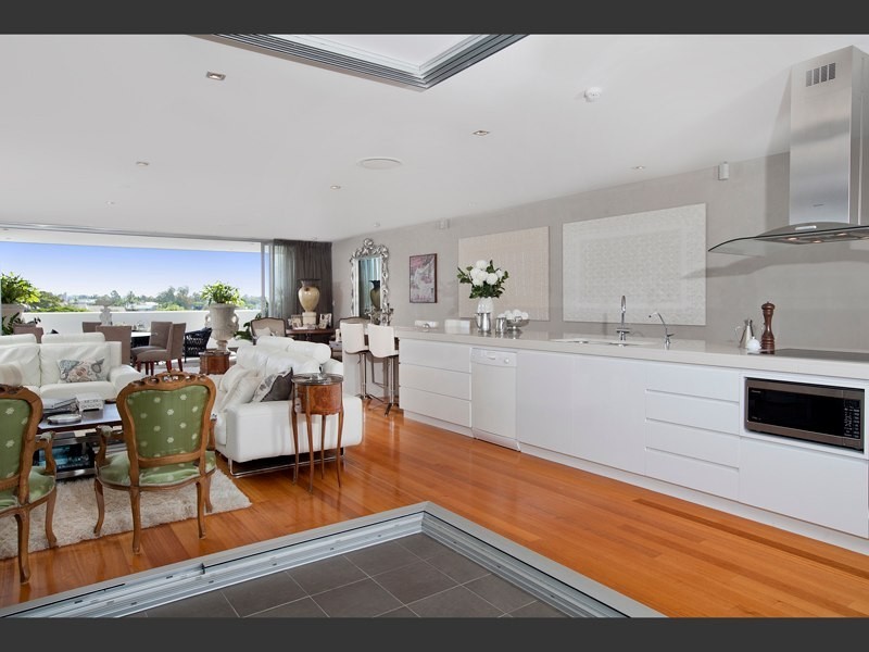 2/238 Old Cleveland Road, Coorparoo QLD 4151