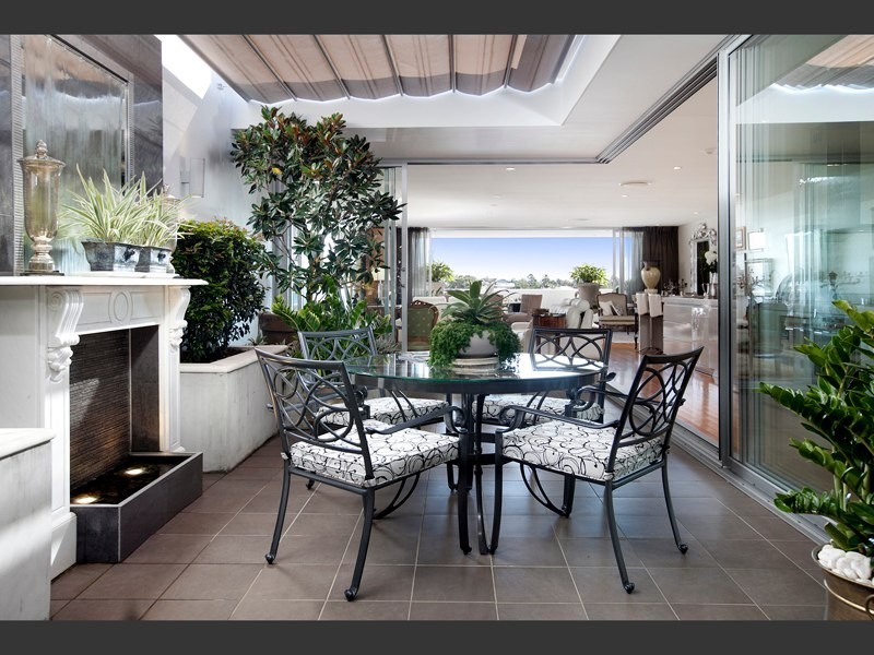 2/238 Old Cleveland Road, Coorparoo QLD 4151