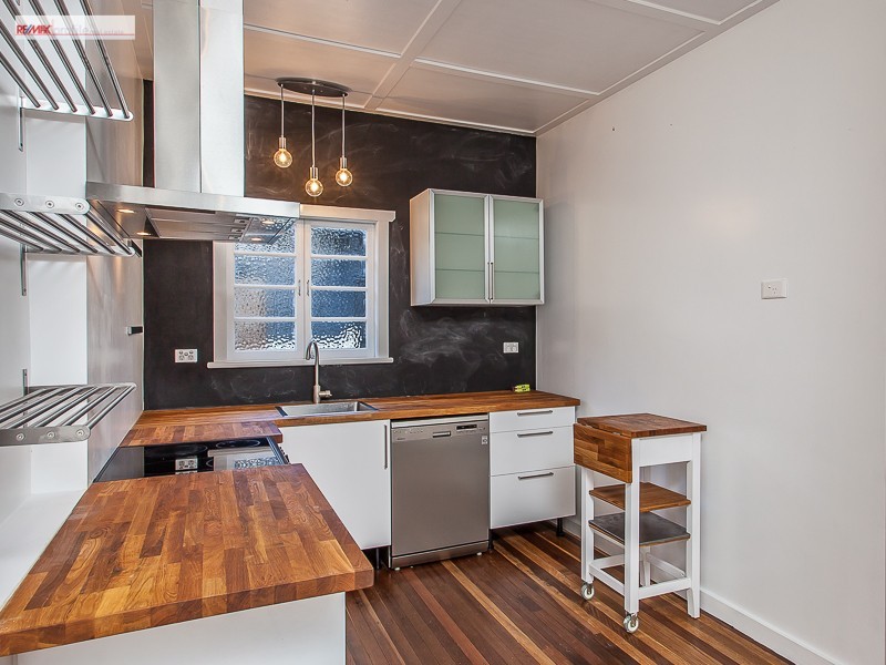 34 Barnett Road, Bardon QLD 4065