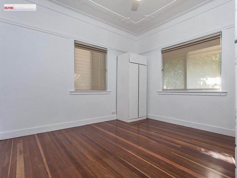 34 Barnett Road, Bardon QLD 4065