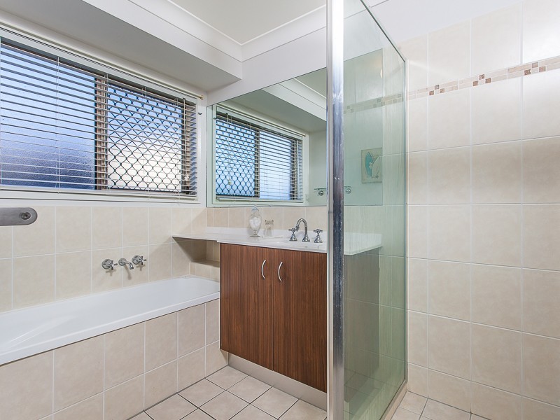 12 Panorama Street, Richlands QLD 4077