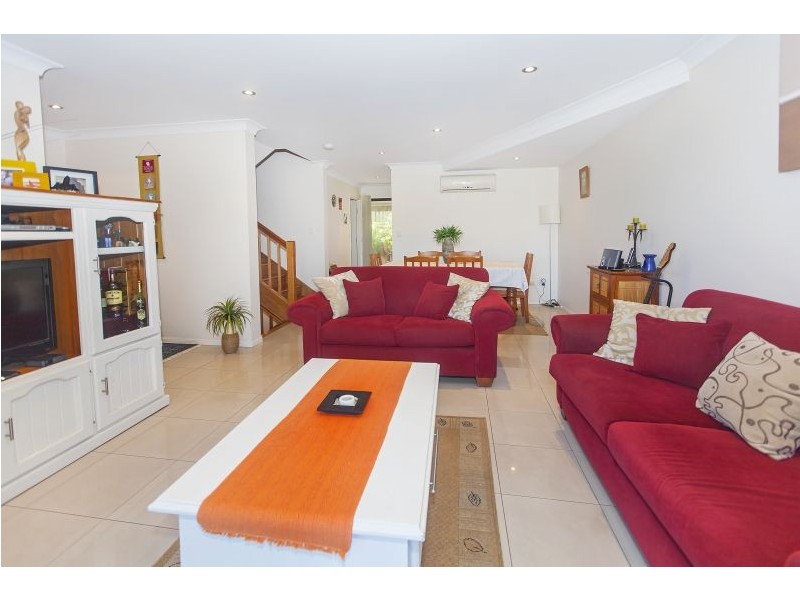 4 Alva Terrace, Gordon Park QLD 4031