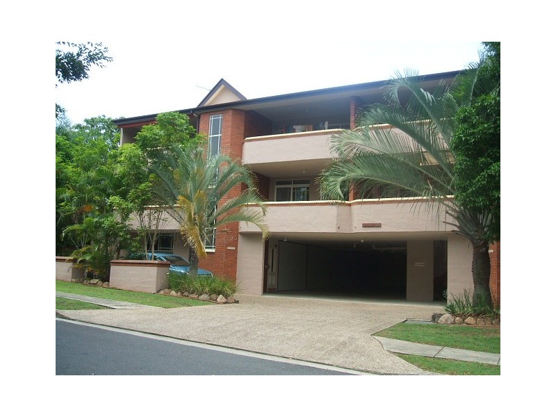 4/9 Bergin Street, Milton QLD 4064