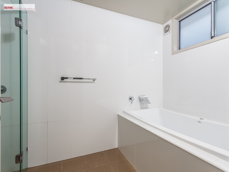 14 Royal Avenue, Spring Hill QLD 4000