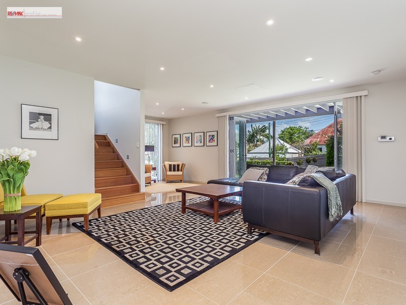 14 Royal Avenue, Spring Hill QLD 4000