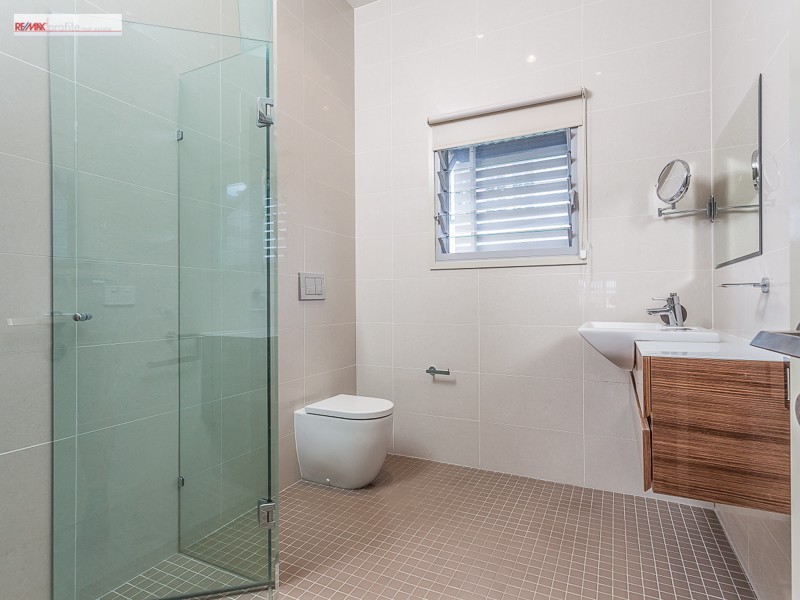 14 Royal Avenue, Spring Hill QLD 4000