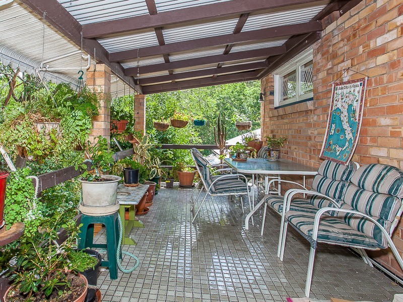 50 Cecil Road, Bardon QLD 4065