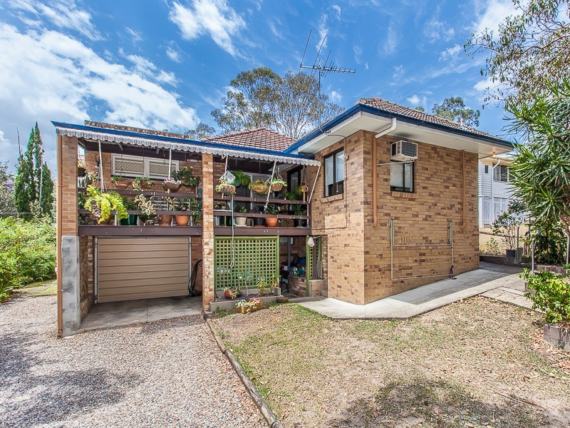50 Cecil Road, Bardon QLD 4065