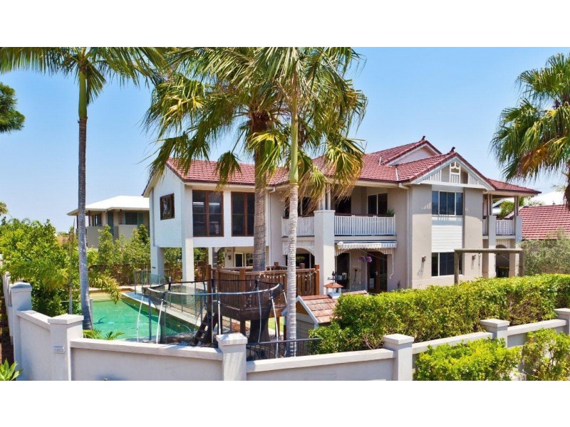 2 Samuel Place, Sinnamon Park QLD 4073