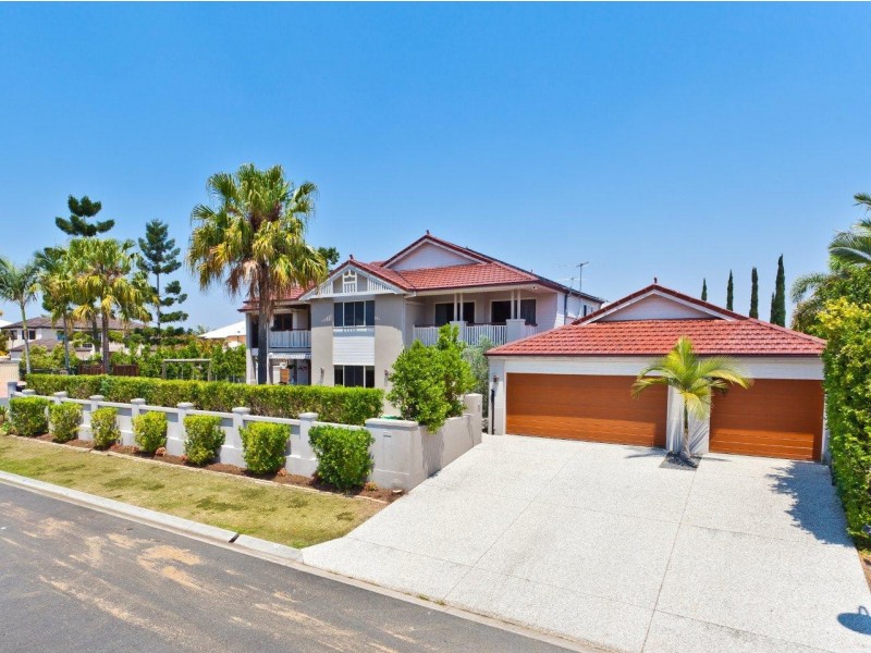 2 Samuel Place, Sinnamon Park QLD 4073